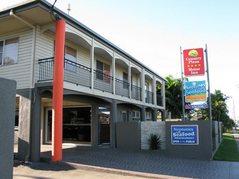 Country Plaza Motor Inn Mackay Bagian luar foto